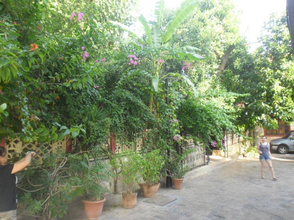 Lazer Pension Анталья Экстерьер фото